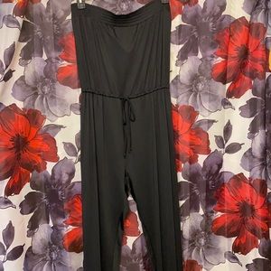 Black Kardashian tub jumpsuit.